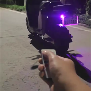 7 Colors RGB Motorcycle LED Strobe Light Wireless Remote Control USB Rechargeable Warning Flash Light for Car Bike Aircraft Drone