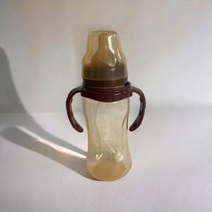 Botol coklat jumbo 330ml dengan selang anti sedak (bukan sedotan) dot mengunakan wideneck 5cm