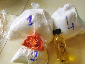 1 phần bột pha nước rửa chén 35 đến 40 lit nước 145k