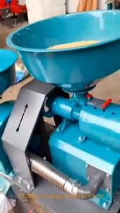 Máy xát gạo đập bột toàn phát TF56  sử dụng điện 220v