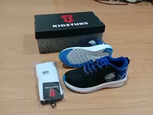 Sepatu Sekolah Anak Laki Laki Warna Hitam Tali Perekat Rekat Velcro Kecil Tanggung Umur Usia PAUD TK SD SMP SMA-KIDZTUBS152681823