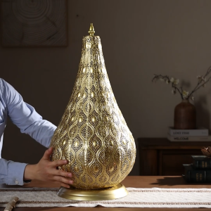 โต๊ะวินเทจบรรยากาศโคมไฟอบอุ่นโรแมนติกห้องพักตกแต่งบาร์เหล็กศิลปะขนาดเล็กไฟกลางคืนบรรยากาศสร้างสรรค์โคมไฟตั้งโต๊ะเครื่องประดับ