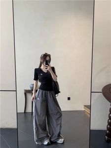 Summer American Retro Sport Style T-shirt Womens Short Sleeve V-neck Color Block Top Trendy Commute Style Universal Fit