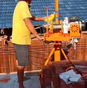 Mini Crane (Counter Balance Type)