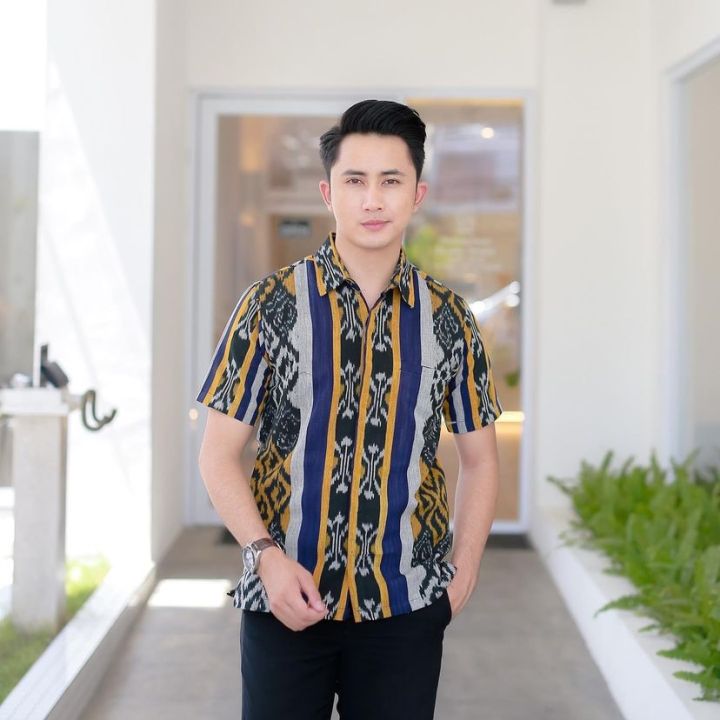 Baju Pria Tenun Terbaru - Kemeja Tenun Jepara - Atasan Pria Kekinian - Baju Tenun Pria Serimbit - Kemeja Tenun Troso - Kemeja Tenun Batik - Pakaian ...
