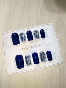 เล็บเจลแท้ฟรีกาวตะไบ เล็บเจลโทนน้ำเงินเข้มสลับกากเพชร เล็บมือเจลแท้ไซต์m ทรงเหลี่ยมกลาง *รับไซต์อื่นแจ้งที่ช่องแชทค่ะ