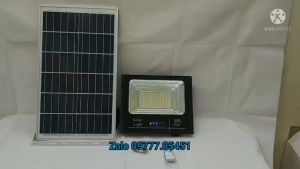 Đèn pha năng lượng mặt trời 300W Mẫu Mới _ Siêu bền Siêu Sáng