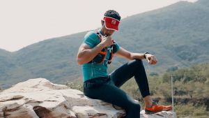 Balo chạy bộ Inoxto 585B nhiều ngăn đựng điện thoạichìa khóaáo khoác giógel năng lươngnhẹ thoáng khí