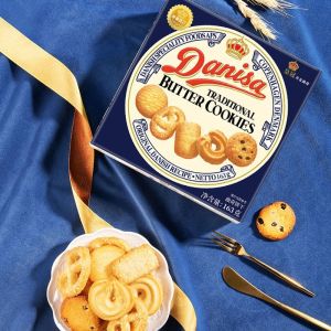 Indonesia Imported Danisa Crown Cookies Gift Box 810g Butter Cookies Snacks for House Visits Afternoon Tea Chocolate Flavored