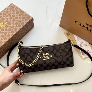 [With Box] 2024 New Womens Underarm Shoulder Bag Cross Shoulder Bag Single Shoulder Bag Can Hold Mobile Phone Lipstick Cosmetics