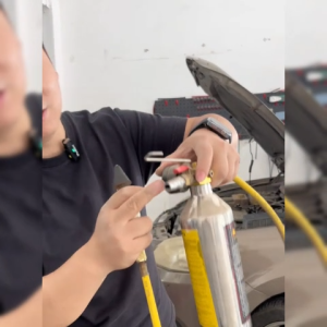 ชุดล้างท่อแอร์ กระบอกล้างระบบแอร์ F11 แบบมีเกจ์วัด พร้อมเกจ์ มีวาล์วลดแรงดัน กระบอกล้างระบบ กระบอกอัดน้ำยา สินค้าพร้อมส่งทั่วไทย