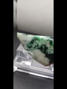 J287 หยกก้อนดิบเนื้อโปร่งแสง สีขาว เขียวสด เขียวเข้ม เจไดต์ Type A