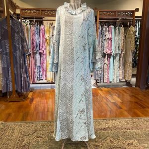 Lisa Dress by Dian Pelangi LIMITED EDITION Busana Muslim Baju Maxi Gamis Abaya Kaftan Gaun Outfit Pesta Pernikahan Kondangan Casual Formal Wanita Hijaber Cantik Anggun Modis Modern Elegan Mewah Model Korea Terbaru Motif Batik Abstrak Hand Made Kekinian