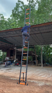 MT【จัดส่งเร็ว】บันไดพับได้  บันไดยืดหดได้  บันไดอเนกประสงค์  สามารถแบก300KG  2.5mmบรรไดมิเนียม บันไดก้างปลาเหล็กคาร์บอนหนามัลติฟังก์ชั่น ชุด - บันไดไม้ไผ่พับได้