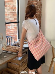 Wfei Three-Dimensional Letter Plaid Cloth Bag Shoulder Bag Young Adult Heart Plaid Casual Canvas Bag Womens Handbag Shopping Bag