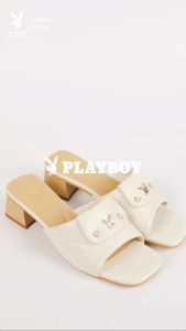 Playboy รุ่น Paddi Block Mules รหัส ST-H254C1228-WH ดีไซน์แต่งบุนวมโซฟา แต่งอะไหล่โลโก้ สี Ivory white