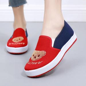 Beijing Ladies Canvas Shoes Embroidered Slip-On Comfortable Flat Heel Cotton Lined Traditional Chinese Style Footwear