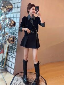 Small Fashion Wear Suit Womens Stylish Fake Two-Piece Denim Splicing Knitwear Pleated Skirt Two-piece Set