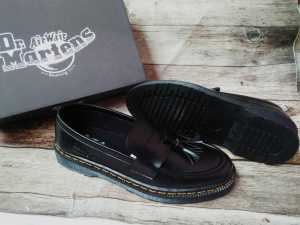 Sepatu Loafers | Sepatu Pria dan Wanita | Sepatu Formal | Sepatu Casual | Sepatu Venny Loafers | Sepatu Kondangan | Sepatu Kerja Kntoran yang fashionable | Sepatu Slop Kerja | Sepatu Slip on | Dr Martens Sepatu Dockmart