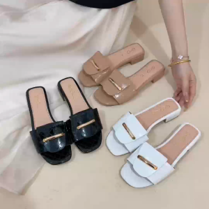 Elegant Women White PU Leather Flat Sandals with Gold Accents AKL-116