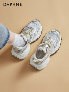 Daphne Red Dad Shoes Womens Spring 2025 New Year Thick Bottom Heightening Retro Soft Bottom Running Sports Shoes Casual Fashion