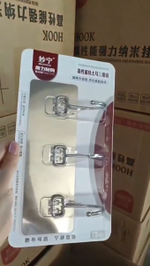 Bộ 3 Móc Dán Tường Inox Chịu Lực Siêu Dính – Không Khoan Dán Cực Chắc Treo Đồ Nhà Tắm Bếp Quần Áo Túi Xách