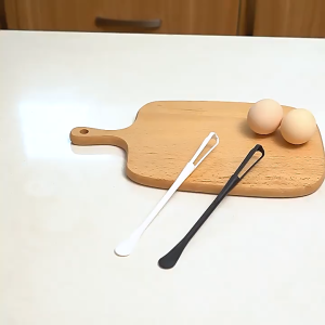 ช้อนตีไข่ ไม้ตีไข่พลาสติก ช้อนเอนกประสงค์ อุปกรณ์สําหรับทําเบเกอรี่ 2in1 (พร้อมส่ง)