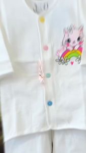 (3-11Kg) - Bộ Quần Áo Sơ Sinh Tay Dài Cotton Nút Giữa Trắng JOU  - Chất vải cotton mềm mịn thoáng mát cho bé trai bé gái