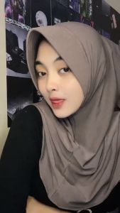 kerudung bergo oval sport hamidah nutup dadakerudung Bergo oval sport jersey/kerudung instan/jilbab sekolah/jilbab trend/kerudung langsung instan {LMS} HIJAB KENAN