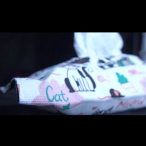 Cover Tisu - Wadah Tisu - Tempat Tisu Kanvas - Box Tisu Kanvas Muat 250 Sheets Motif DAUN NANGKA KUNING, LONDON, dan GAJAH