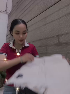 quần đùi túi lòi dành cho nữ đính chó màu đỏ xanh vành túi smxl đen trắng