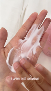 BUY 1 TAKE 1 Sakura Body Lotion NIACINAMIDE Whitening Moisturizing Nourishing 500ml +  [FDA APPROVED] Peach Whitening Shower Gel  Whitening Moisturizing Skin Care Brightening Sunscreen Removing Acne and Dull Skin For All Skin Types Long-Lasting Fragrance