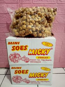 Kue soes micky coklat lumer kemasan dus 2 kg