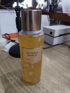 VICTORIA WORLD BODY MIST 250ML PERFUME