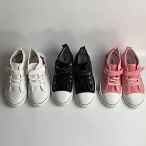 KX30971 Sepatu Sekolah Anak Import Canvas Bear Shoes