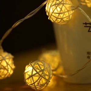 Zaman Now: Dekorasi Lampu Hias & Tumbler Light