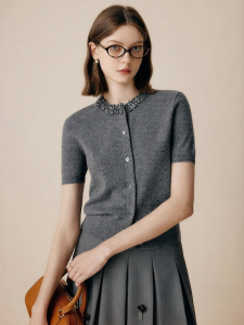 FAMANXUAN | French Grey Beaded Knit Top Short Sleeve