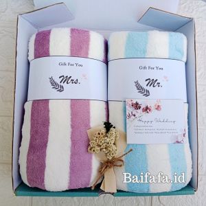 Hampers Handuk Wedding | Kado Handuk Couple 70 X 140 | Kado Pernikahan
