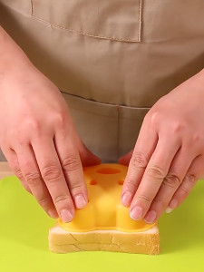 CETAKAN ROTI KARAKTER BEAR HELLOKITTY SANDWICH BEKAL ANAK LUCU/Pemotong Roti Bentuk Kartun