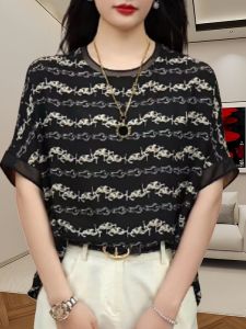 เสื้อยืดคอกลมแขนสั้นลายทางสีดำ สไตล์เกาหลี ทรงหลวม สำหรับผู้หญิง ฤดูร้อน 2025 เสื้อผ้าทำงานสไตล์ยุโรปและอเมริกัน