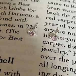 925 Silver Needle Candy Pink Zircon Earrings Ear Cuff Sweet Mini Design High-End Elegant Atmosphere Fashion Jewelry Ear Studs