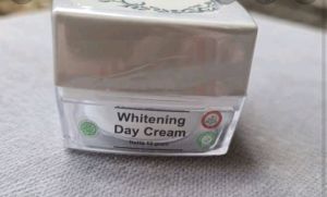 Terlaris MS GLOW Day Whitening / WHITENING DAILY BB CREAM / BB ACNE CREAM