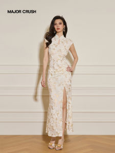 Embroidered Pear Blossom New Chinese Style Slit-Fitting Summer Dress