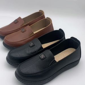 QINGSHUI Sepatu kasual wanita gaya Korea. Sepatu datar wanita. Sepatu pantofel wanita. Sepatu slip-on wanita. Shoes Flat Kerja. Hitam