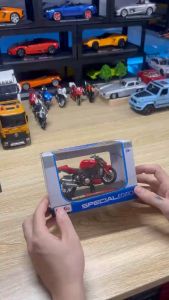 Mô Hình Mô Tô Kim Loại 1/18 DUCATI STREETFIGHTER S Maisto Dùng Để Trưng Bày Bàn Làm Việc Làm Đồ Chơi Trẻ Em