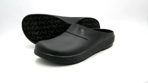 VINCENT Shoes for Chef Men Women Clogs Kitchen Shoes Non-slip Waterproof Oil-proof Safety Work Shoes Big Size 36-45 Professional Hospital Medical Nurse Sandals Slippers Summer Half Shoes