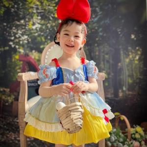 ชุดเดรสที่สุดสำหรับเด็กผู้หญิงใหม่ 2023 เพื่อความสวยงามและความสะดวก ชุดเดรสแขนสั้นมีแถบคาดศีรษะคอกลมสโนว์ไวท์ โลลิต ผ้าฝ้ายของขวัญวัน สำหรับเด็ก