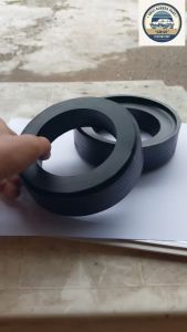 Karet Tatakan Spacer Peninggi & Support Shock Lift Kit Depan Atas Splash Swift Ertiga 1Set(2Pcs)