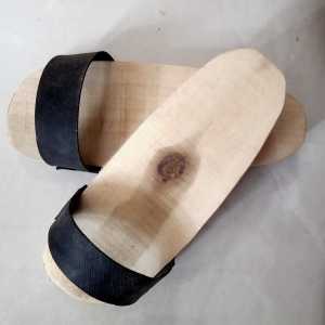 Bakiak Jadul Sandal Bangkiak Bakiak Sandal Bisnis Gaya Polos Sandal Konvensional Nyaman - Lazada