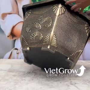 Chậu Nhựa Giả Đồng Lục GIác Kích Thước Miệng x Cao x Đáy: 49cm x 30cm x 31cm 30 Lít